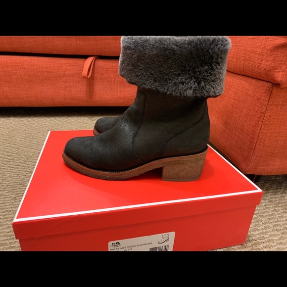 ✨SOLD ✨Coach Patsy Metallic Wash Shearling Boots - Picture 6 of 12